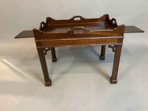 GEORGIAN DESIGN COFFEE TABLE - ADDITIONAL PHOTO 3