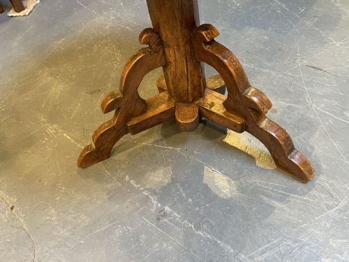 C18TH RUSTIC PINE PEDESTAL TABLE - ADDITIONAL PHOTO 3