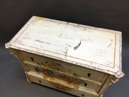 C19TH PAINTED COMMODE CHEST OF DRAWERS - ADDITIONAL PHOTO 2