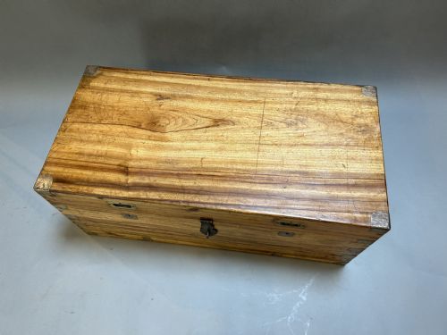 CAMPAIGN CAMPHOR TRUNK - ADDITIONAL PHOTO 1