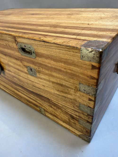 CAMPAIGN CAMPHOR TRUNK - ADDITIONAL PHOTO 4