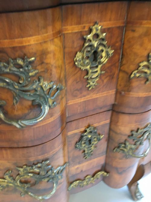C19TH SMALL WALNUT COMMODE CHEST OF DRAWERS - ADDITIONAL PHOTO 8