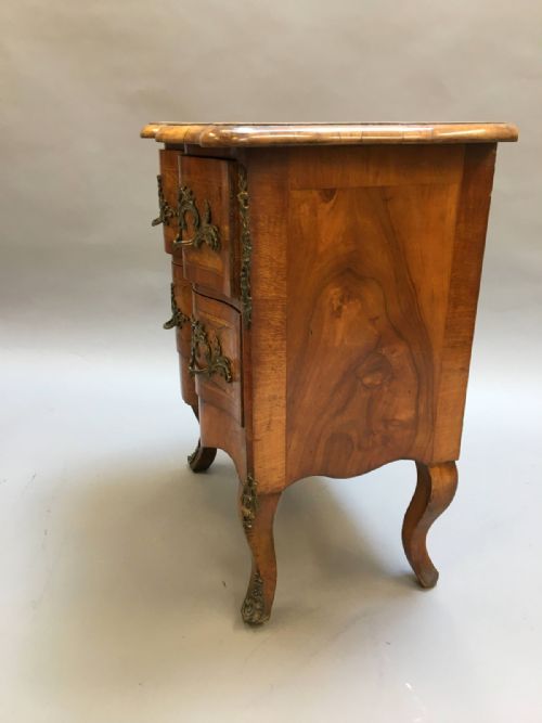 C19TH SMALL WALNUT COMMODE CHEST OF DRAWERS - ADDITIONAL PHOTO 10
