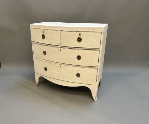 ANTIQUE PAINTED CHEST OF DRAWERS