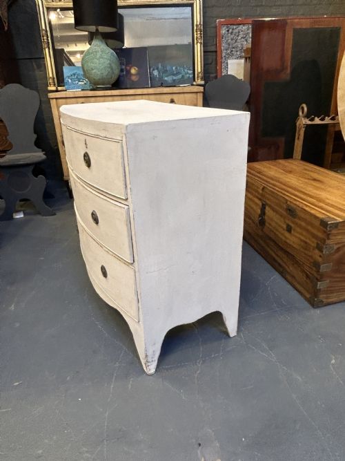 ANTIQUE PAINTED CHEST OF DRAWERS - ADDITIONAL PHOTO 7