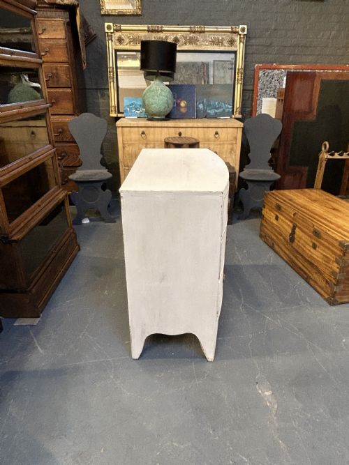 ANTIQUE PAINTED CHEST OF DRAWERS - ADDITIONAL PHOTO 8