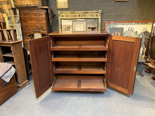 C19TH LINEN PRESS CUPBOARD BY HEALS - ADDITIONAL PHOTO 3