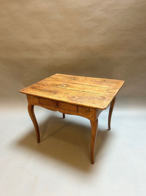 FRENCH PROVINCIAL SIDE TABLE