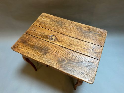 FRENCH PROVINCIAL SIDE TABLE - ADDITIONAL PHOTO 2