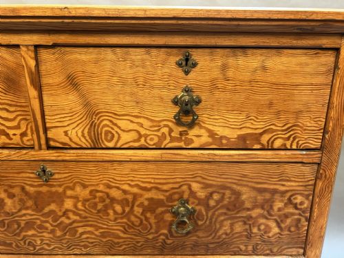 VICTORIAN OREGON PINE CHEST OF DRAWERS - ADDITIONAL PHOTO 4