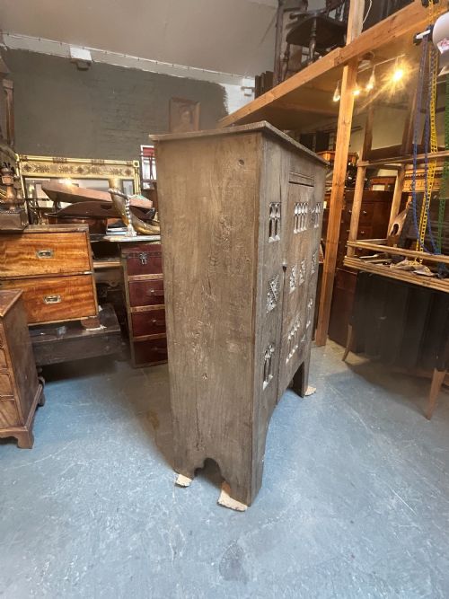VINTAGE INDIAN TALL CUPBOARD - ADDITIONAL PHOTO 10