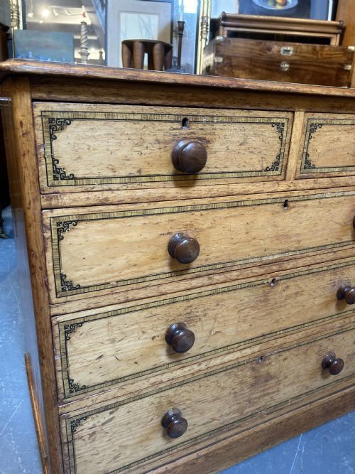 VICTORIAN STENCILLED PINE CHEST OF DRAWERS - ADDITIONAL PHOTO 8