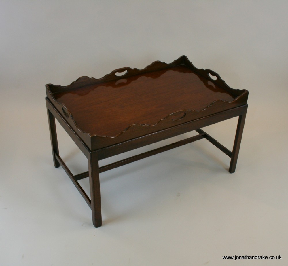 Georgian Revival Butlers Tray table
