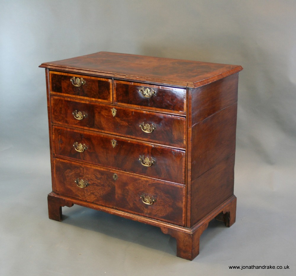 George 111 walnut chest of drawers