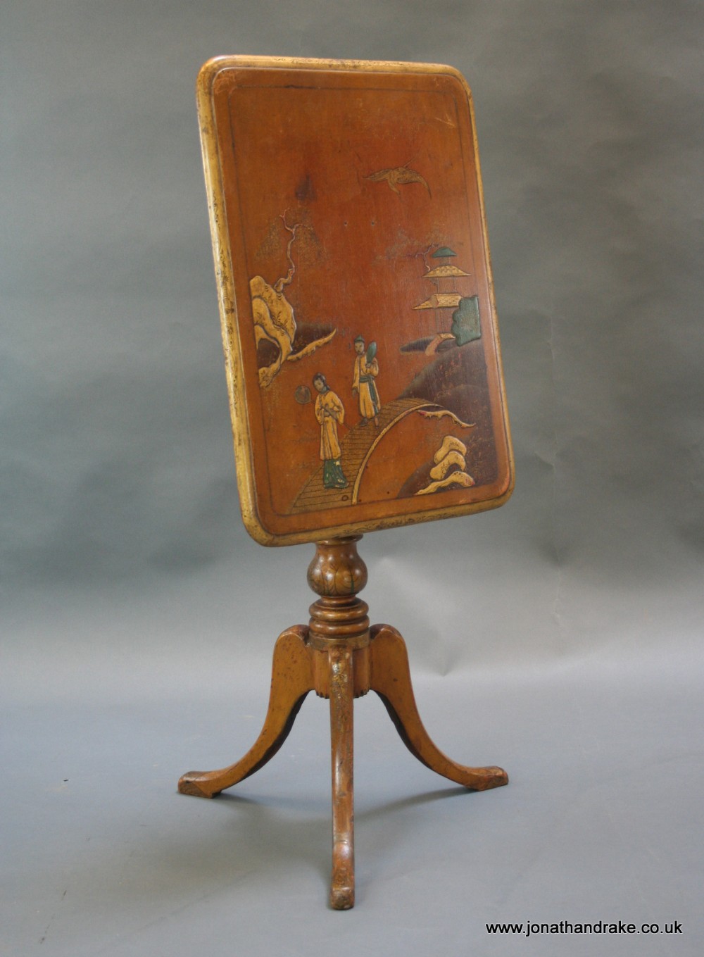 Regency chinoiserie pedestal table