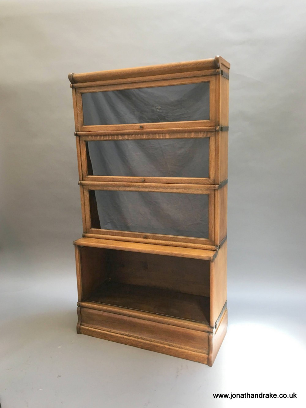 Globe wernicke oak bookcase