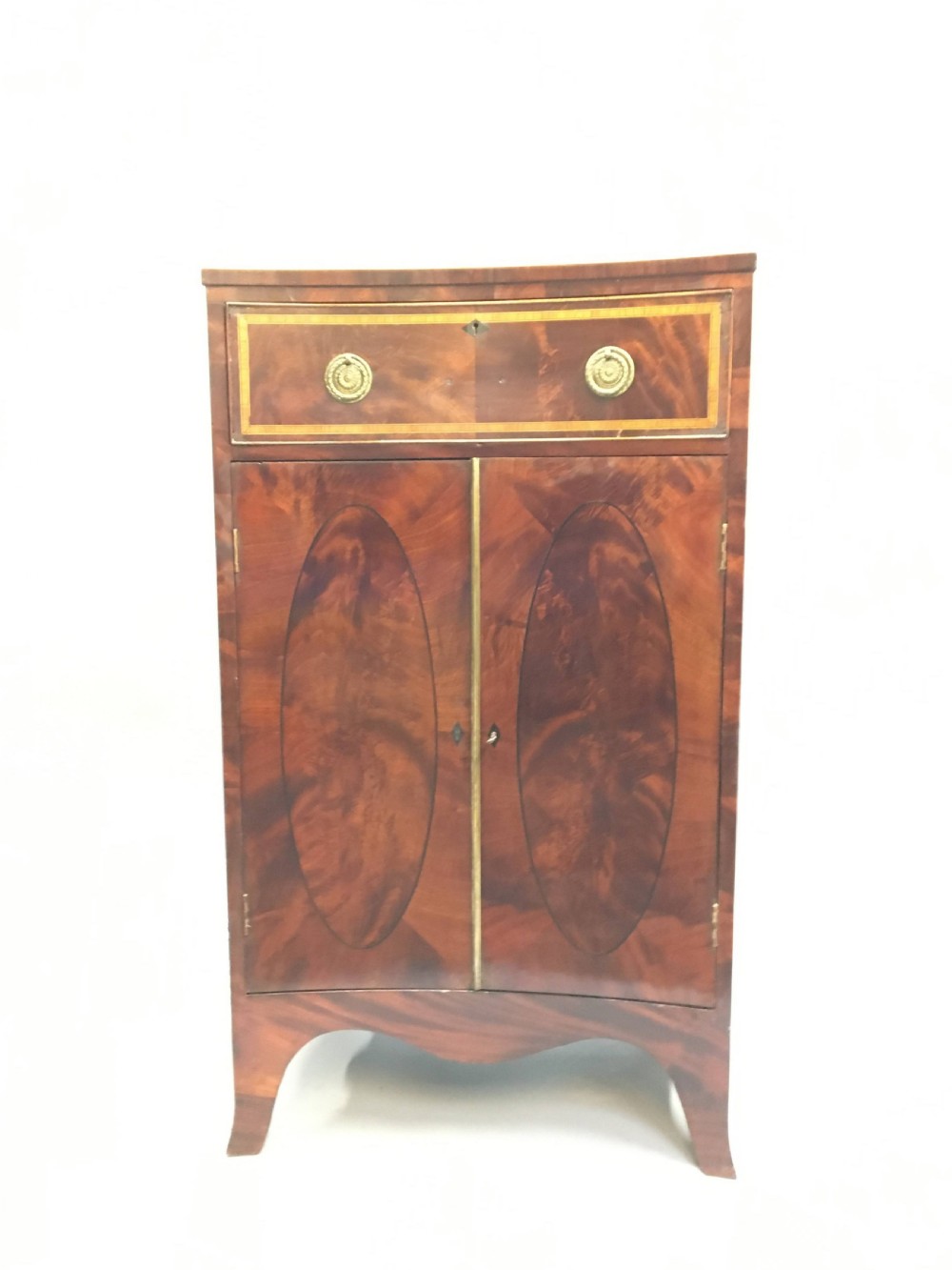 C19th concave side cabinet View VIII