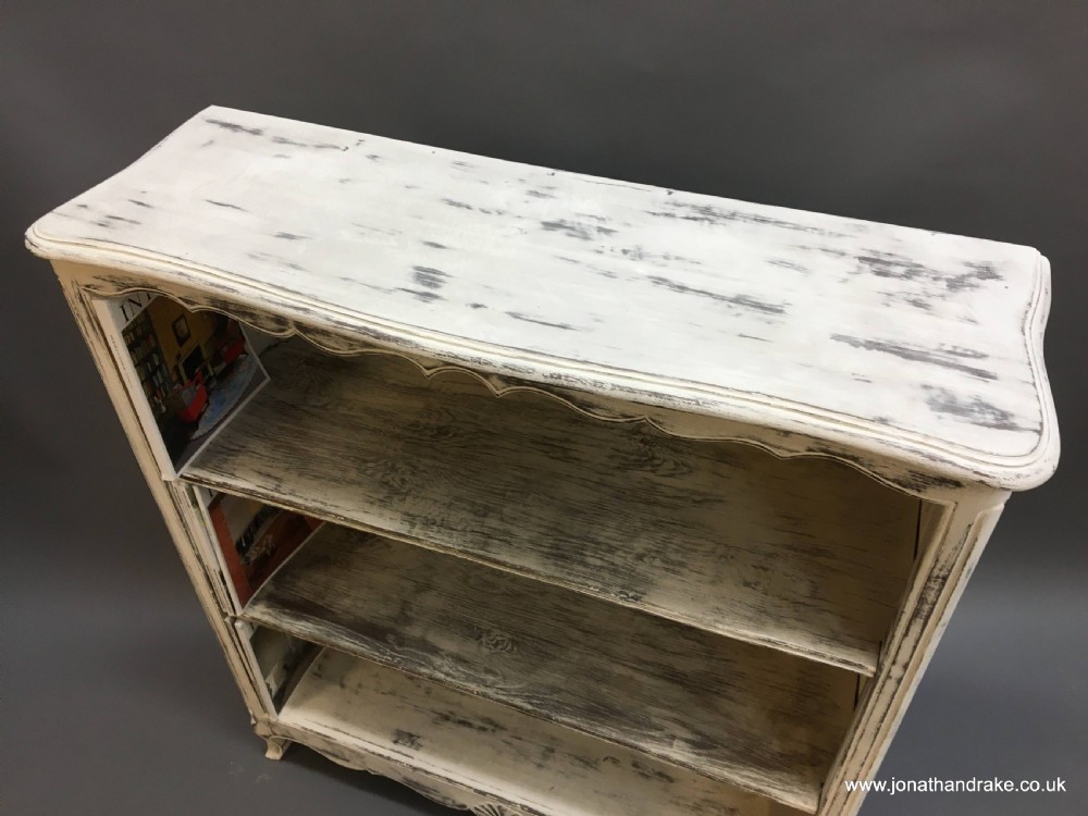 French painted boookcase View IV