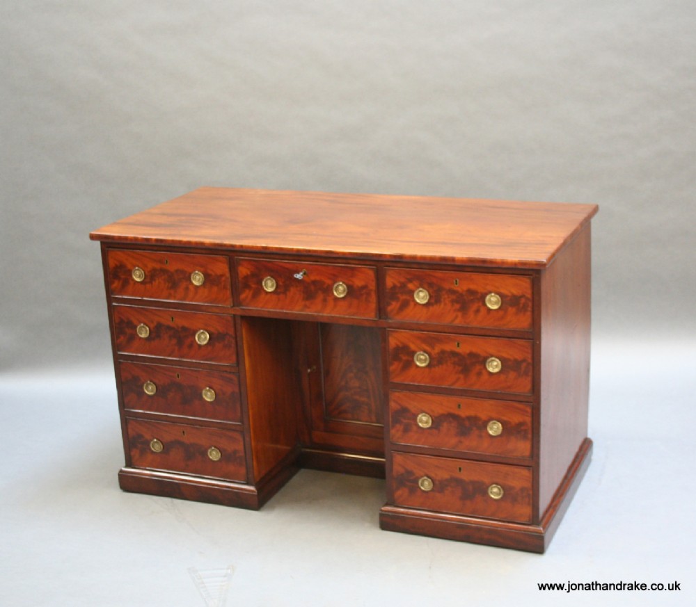C19th Mahogany Kneehole Desk