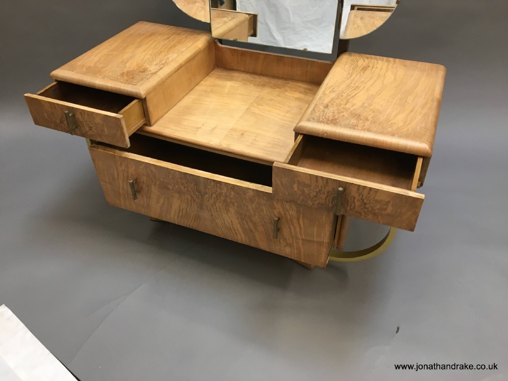Art Deco dressing table View IV