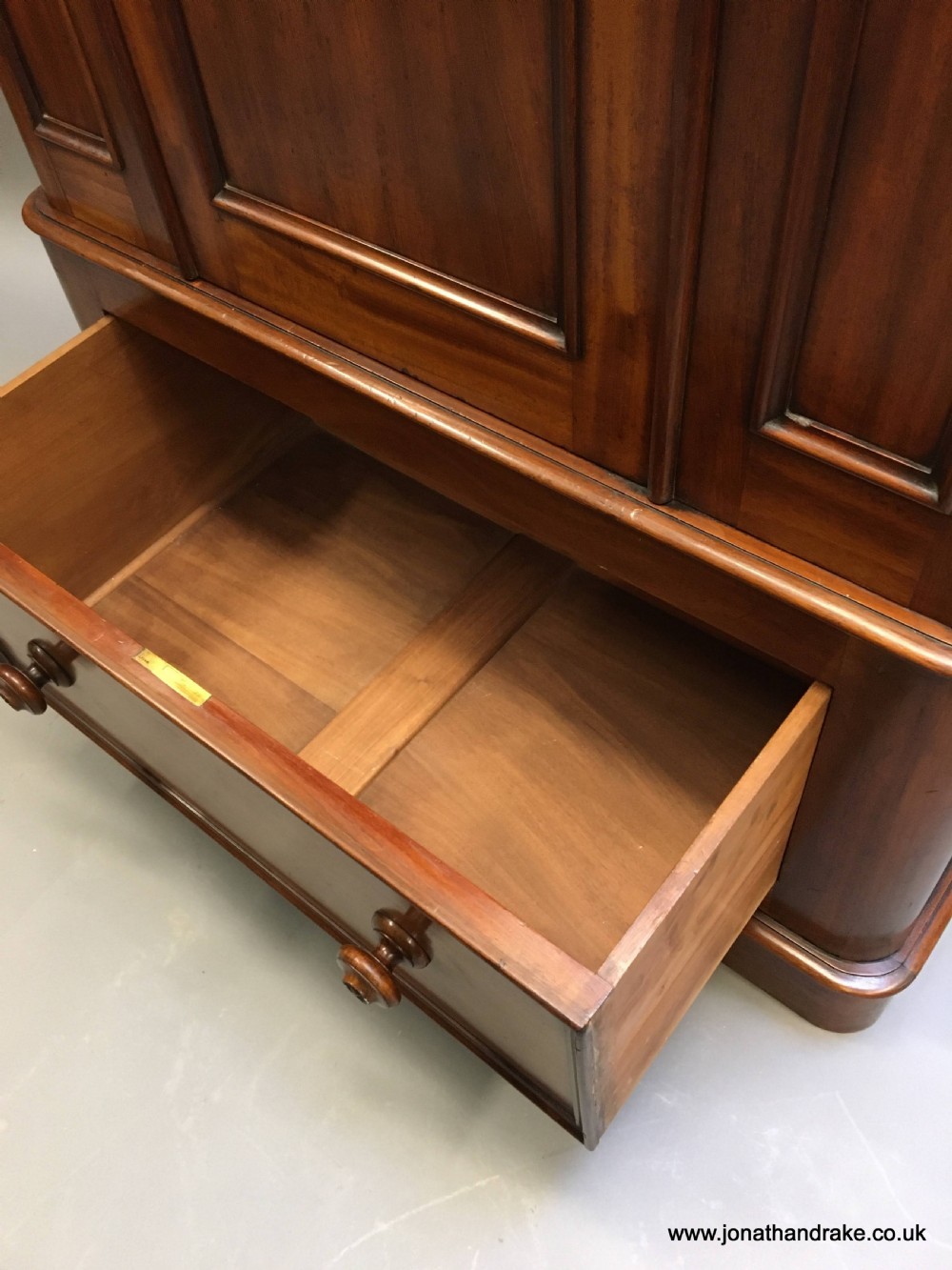 Victorian mahogany wardrobe View II
