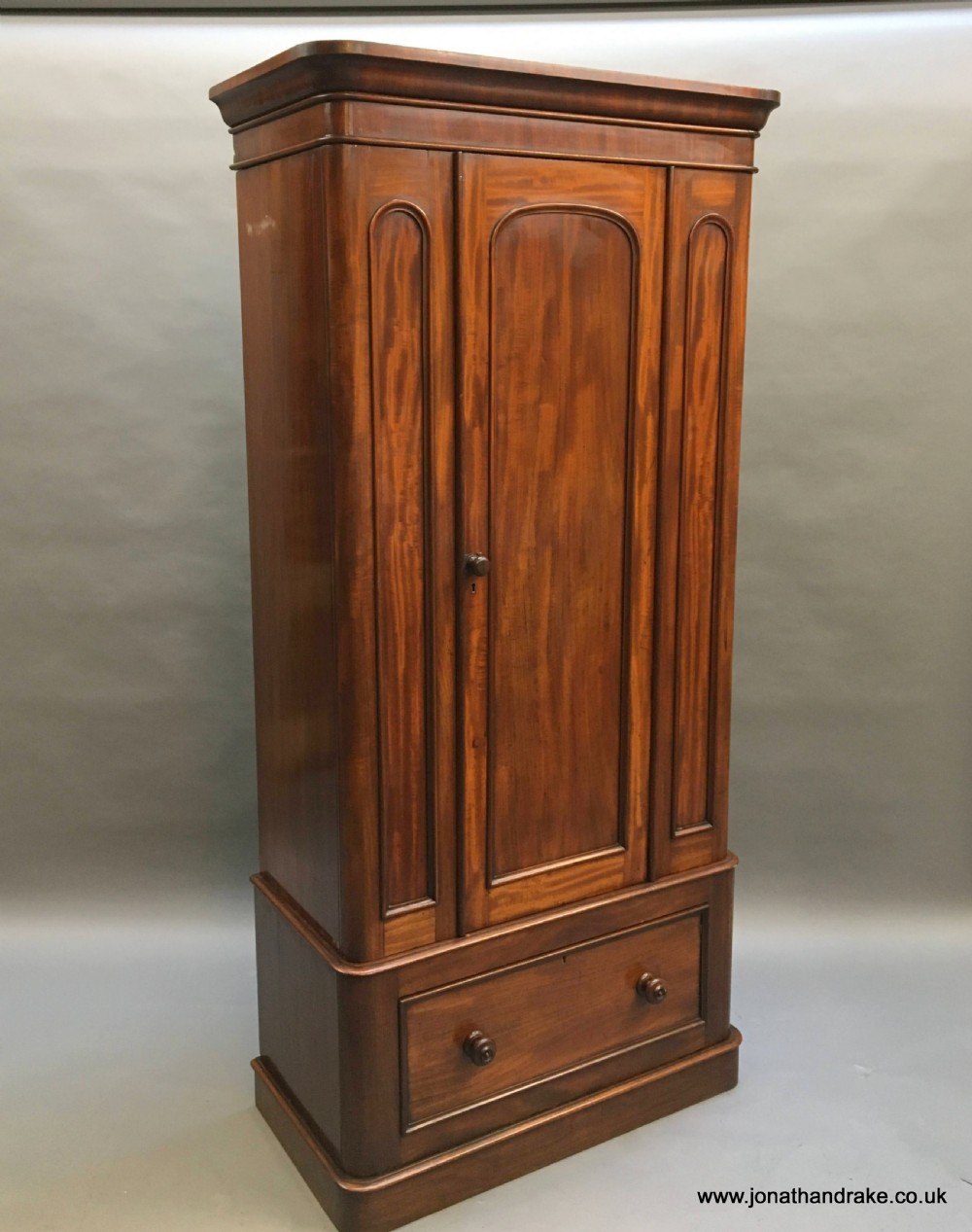 Victorian mahogany wardrobe View VII