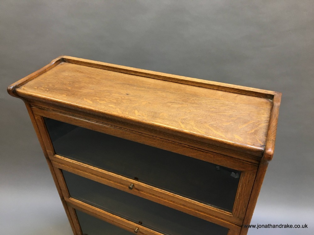 Globe wernicke type bookcase  View II