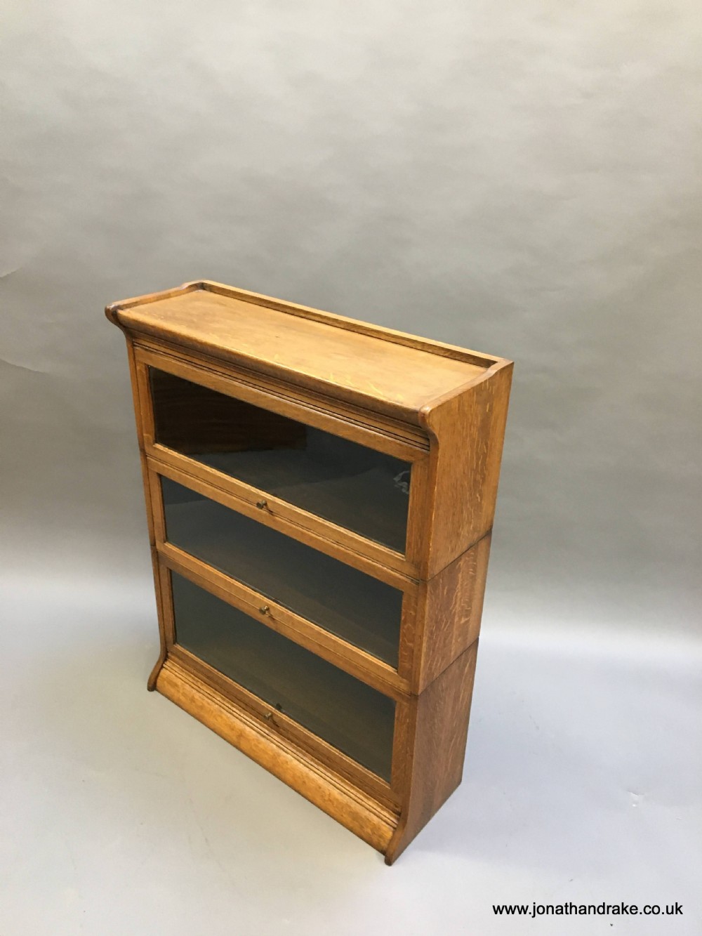 Globe wernicke type bookcase  View IV