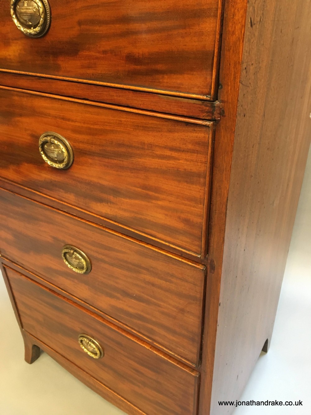 George III pillar chest of drawers View III