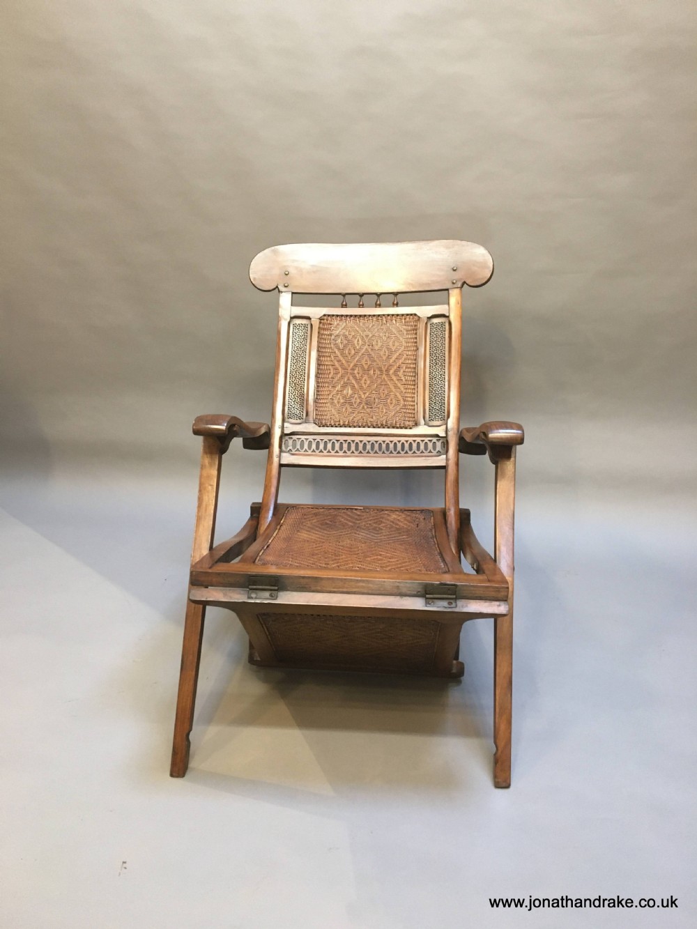 anglo-colonial steamer chair View XI