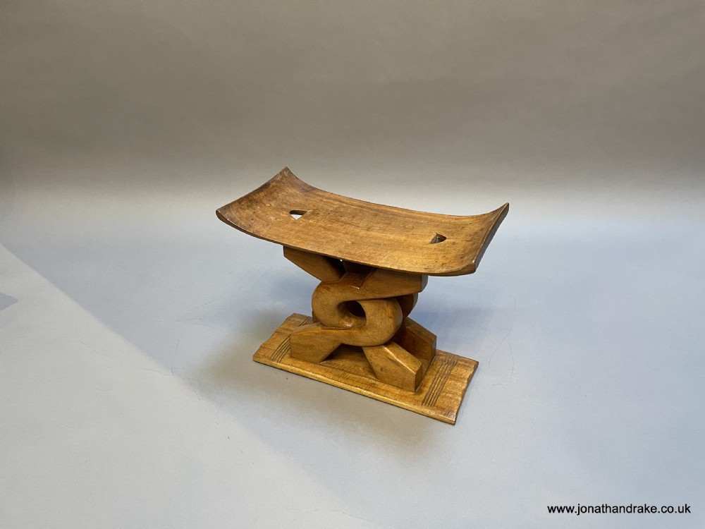 ashanti stool  View II