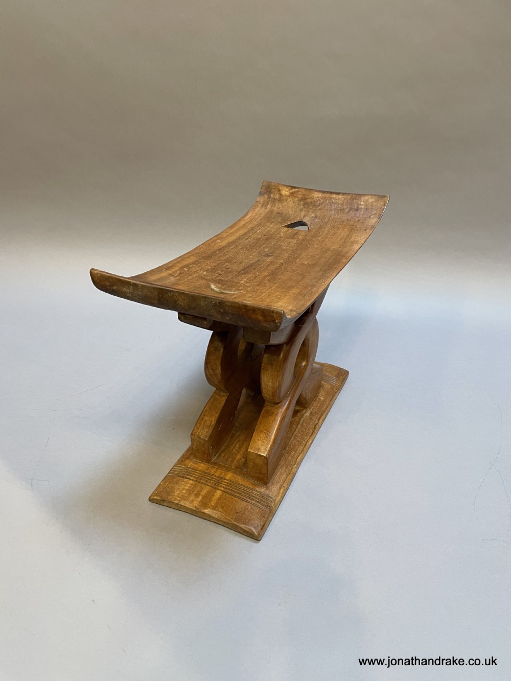 ashanti stool  View IV
