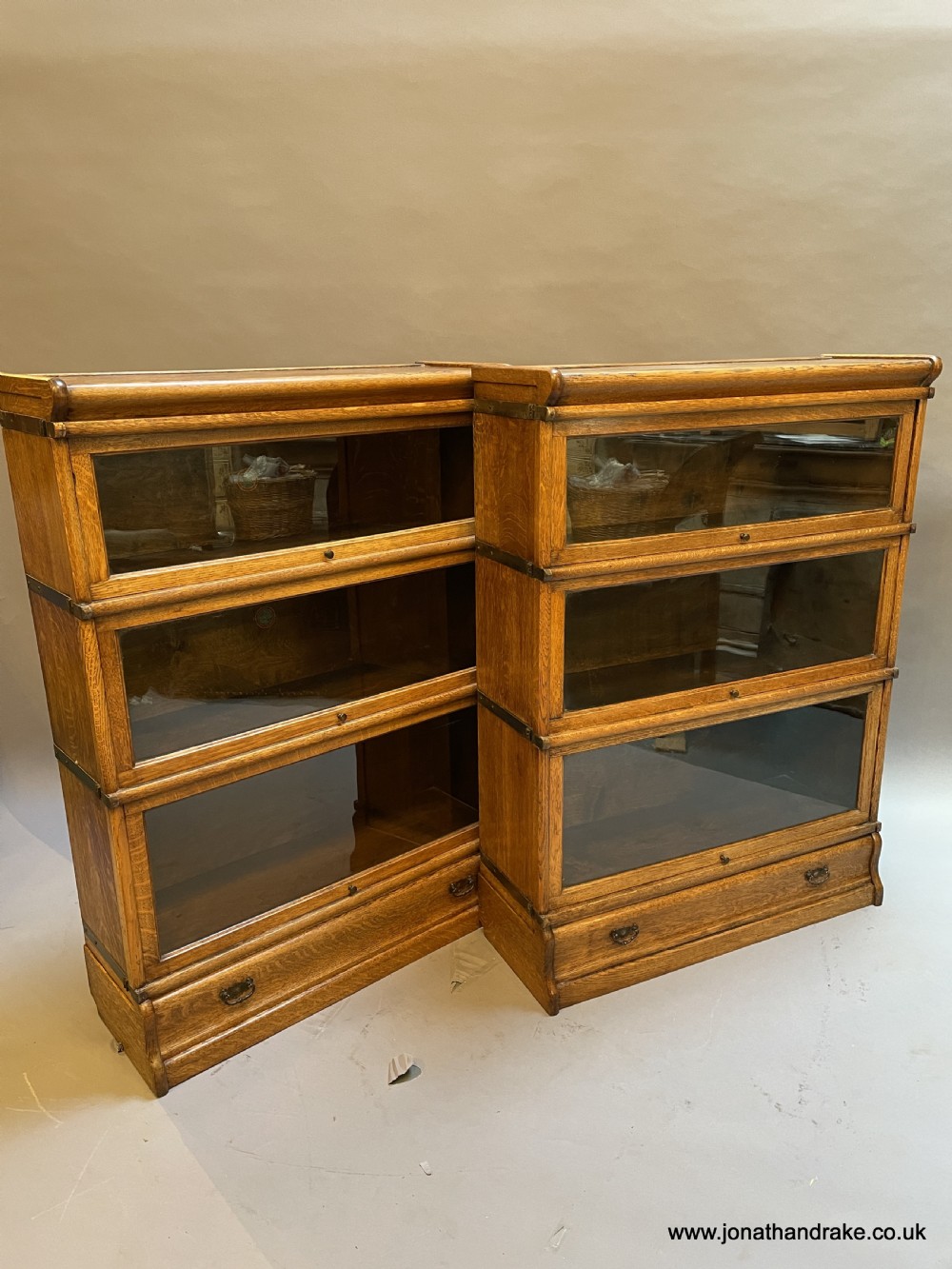 Pair Globe Wernicke oak bookcases View XIII