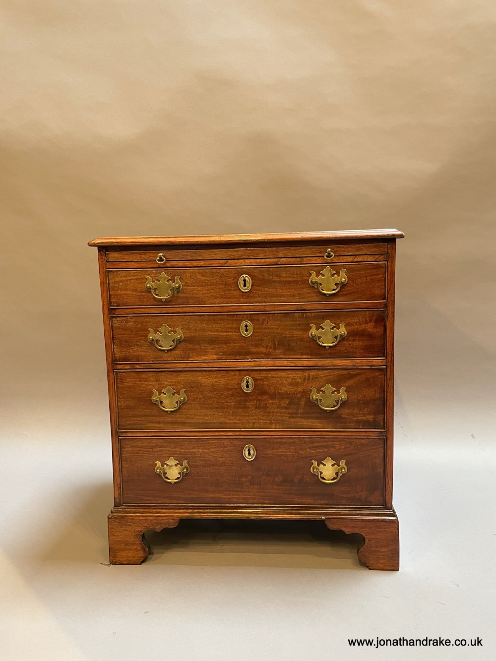 George III small chest of drawers View II
