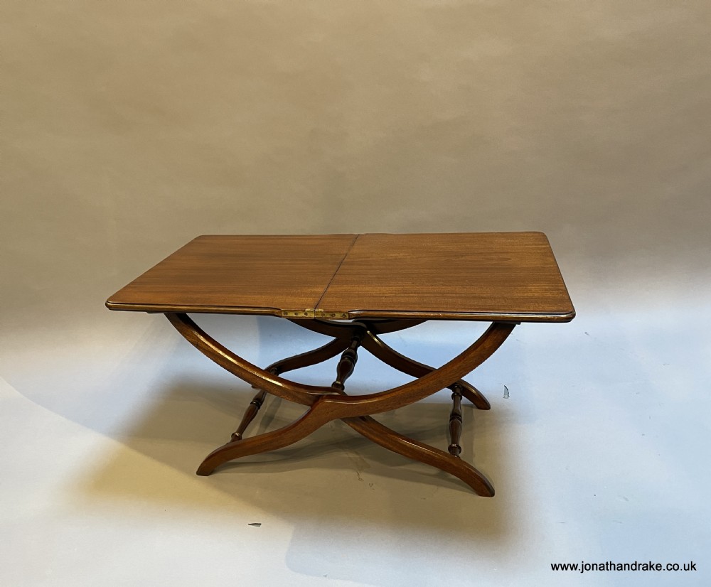 coaching coffee table