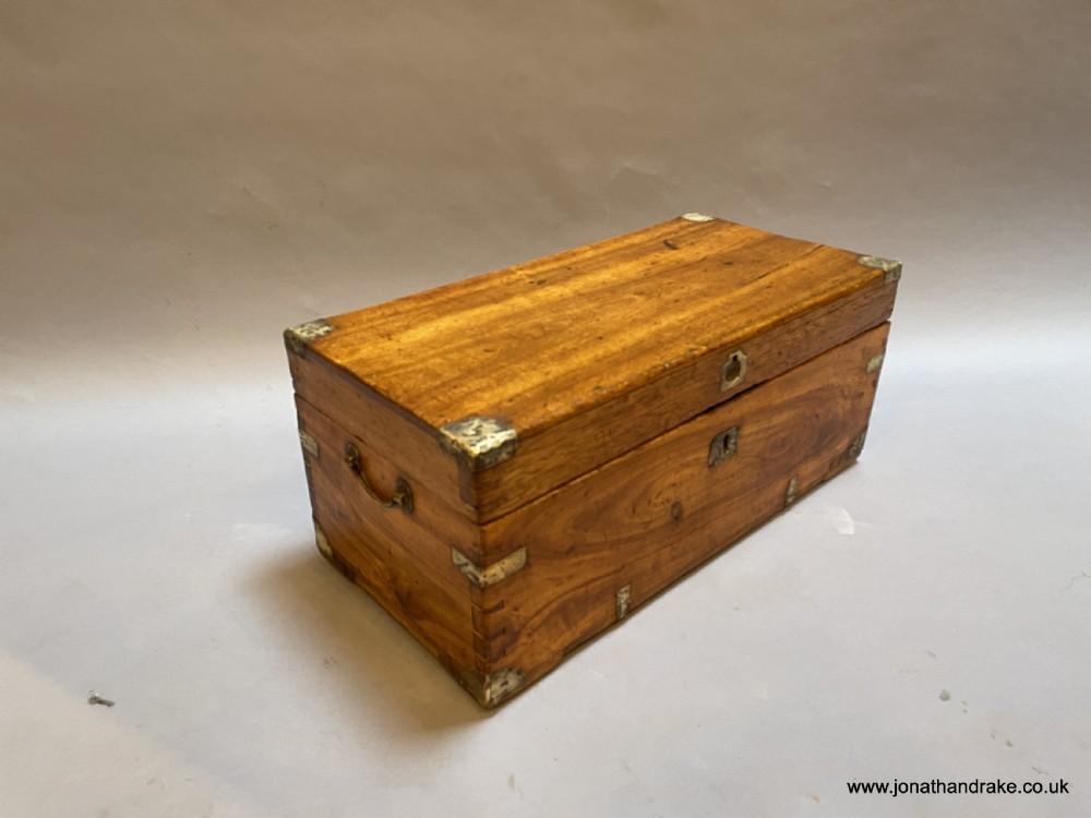 Camphor campaign travel chest