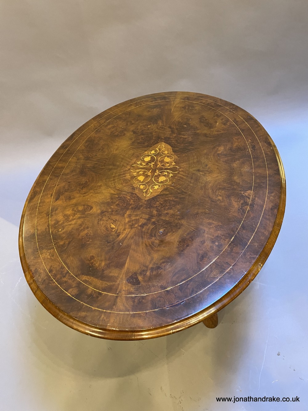 Victorian oval coffee table View VI