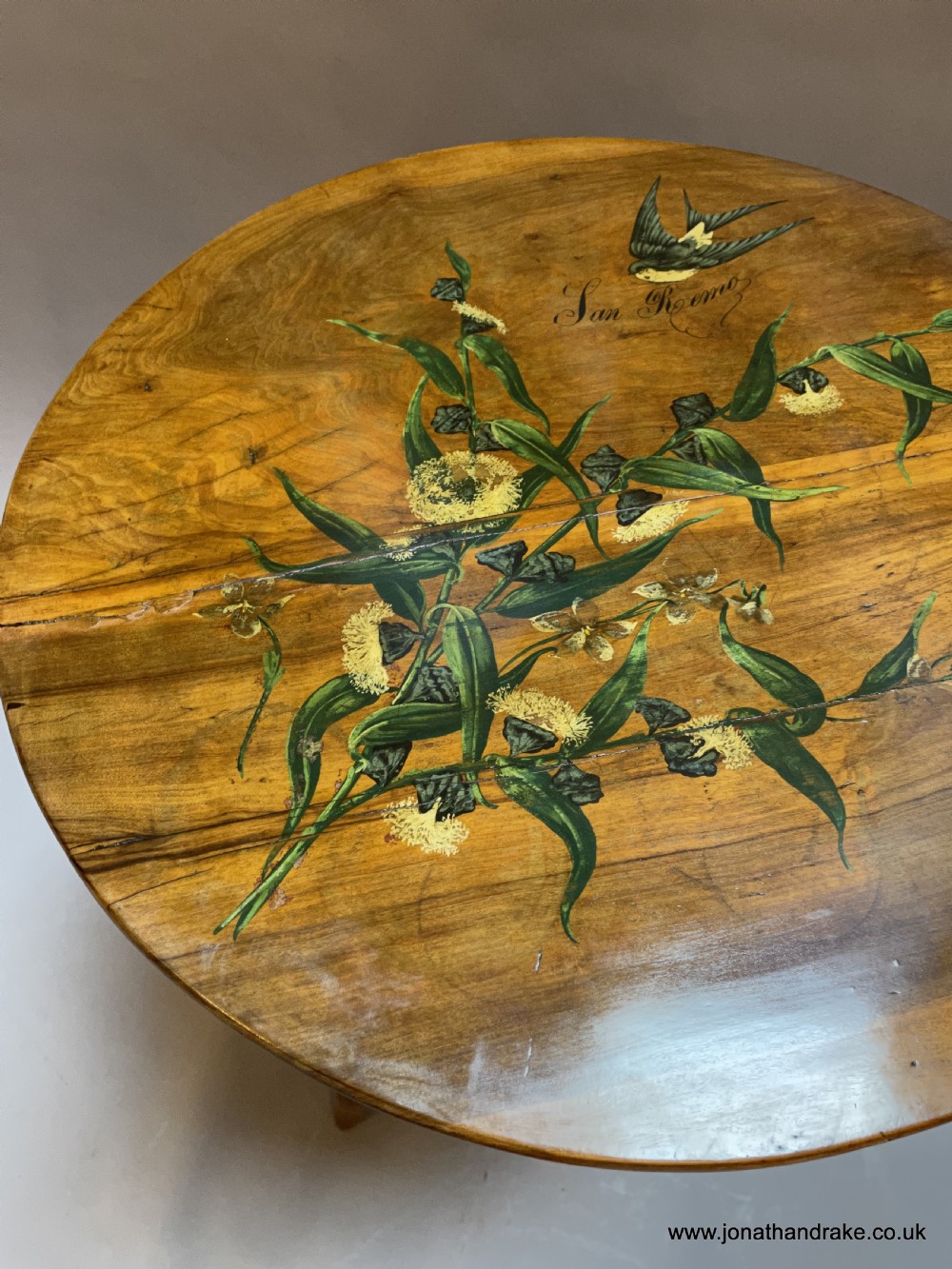 painted italian lamp table View IV