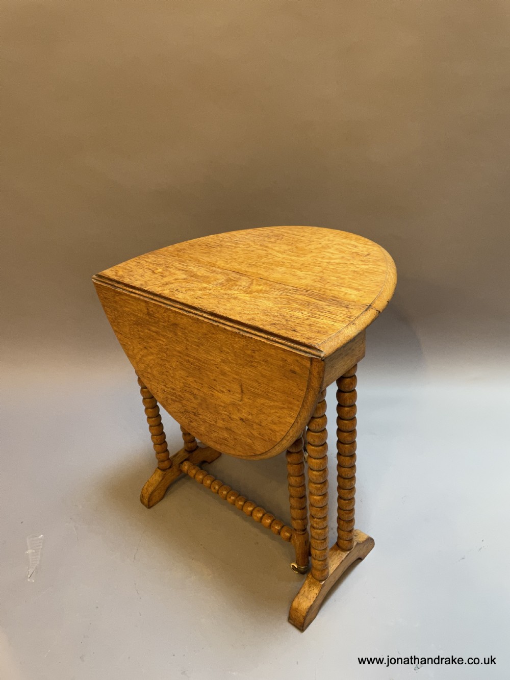 Victorian oak sutherland table View VII