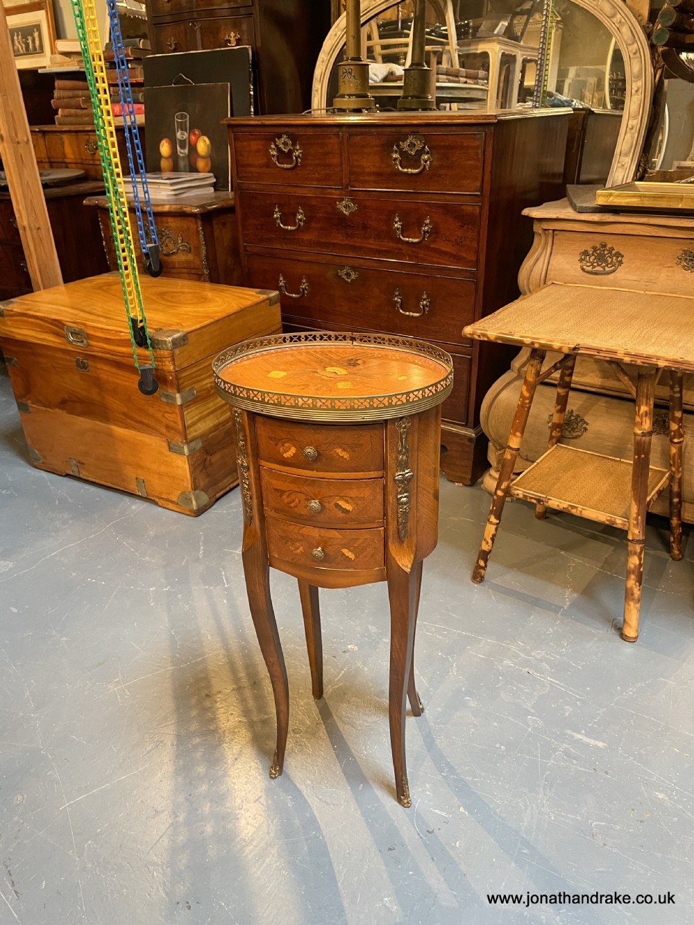French occasional table View X