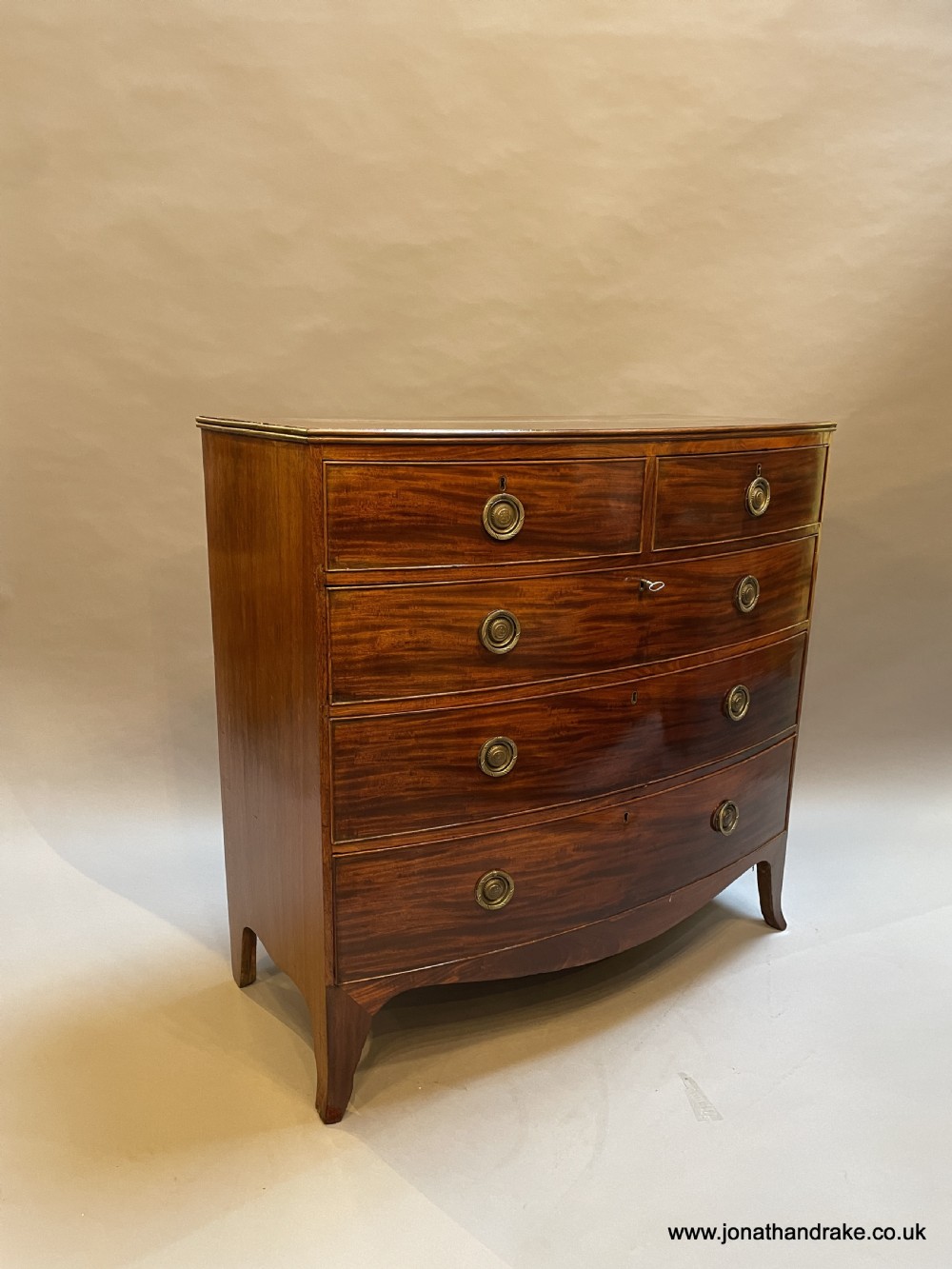 George 111 bow chest of drawers View VII
