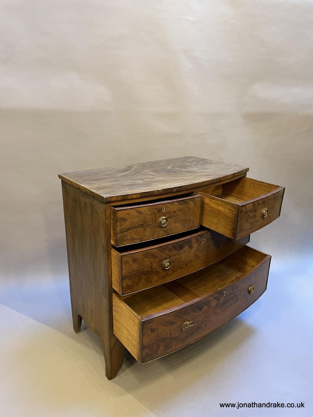 george III small chest of drawers View IX