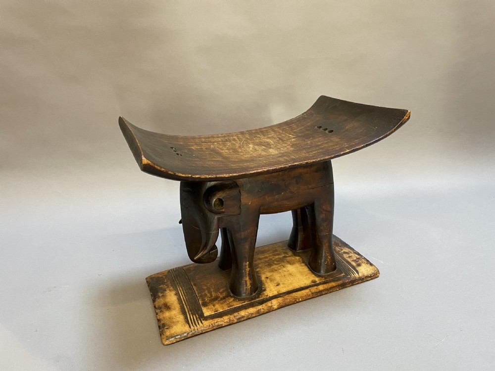 Ashanti elephant stool