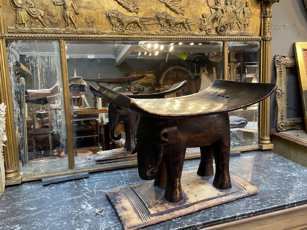 Ashanti elephant stool View VIII