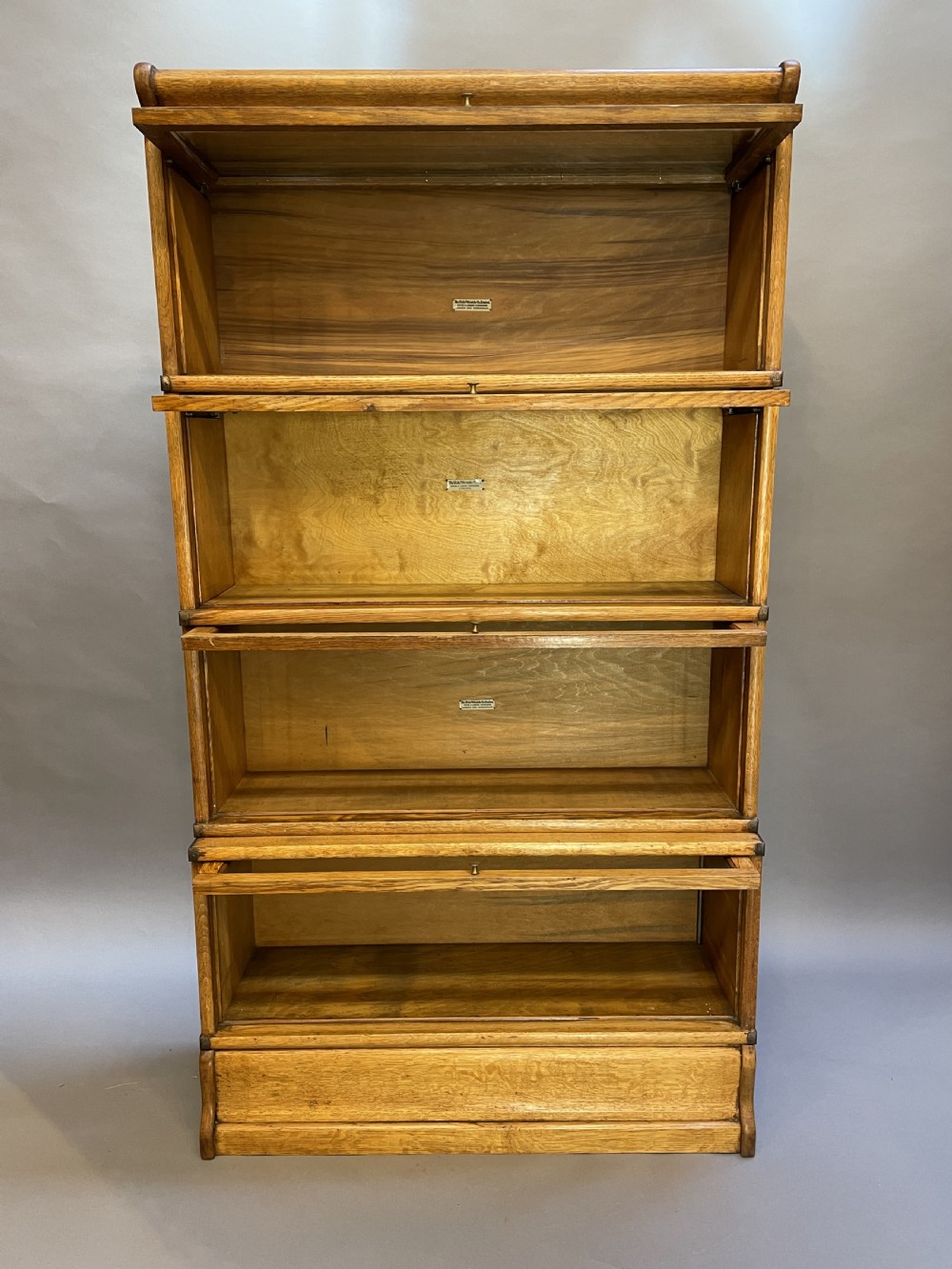 Globe wernicke bookcase View V