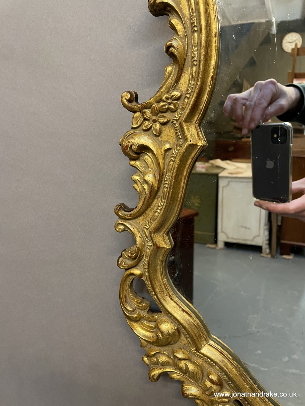 Rococo gilt mirror View IV