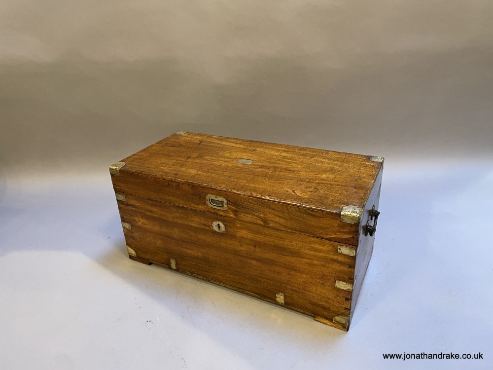 Camphor campaign trunk