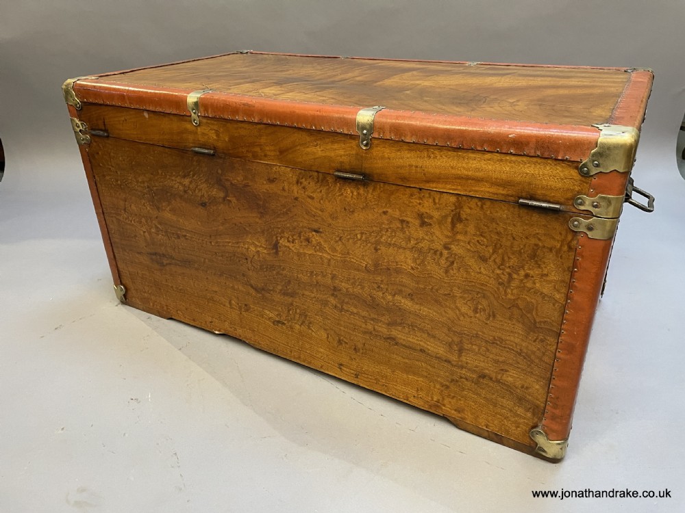 Unusual camphor campaign trunk View XIII