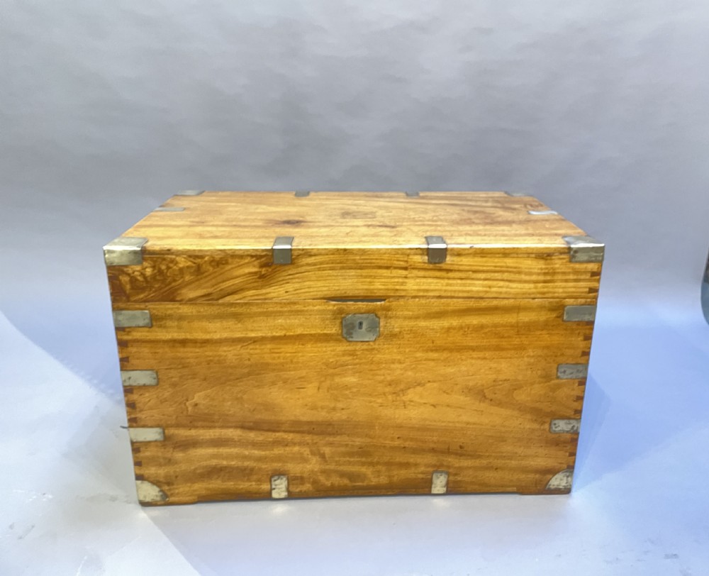 C19th camphor campaign trunk View IV