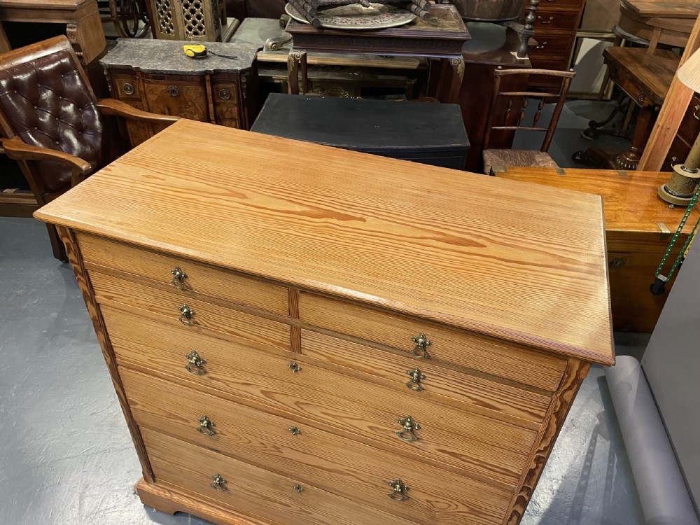 arts and crafts Oregon pine chest of drawers View XIII